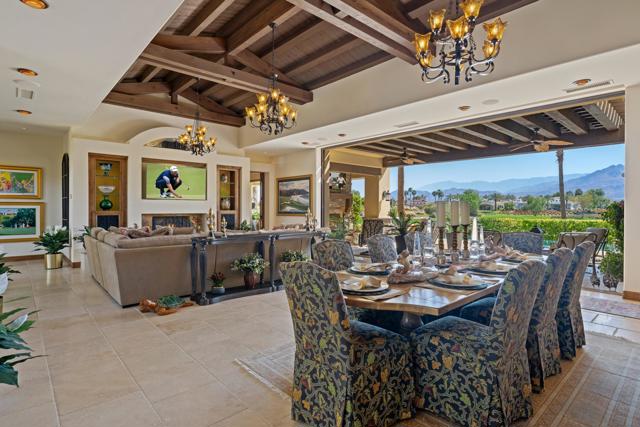 80675 Via Portofino, La Quinta CA: https://media.crmls.org/mediaz/76c501a8-c83d-42e7-abff-1dfe50fcc19c.jpg