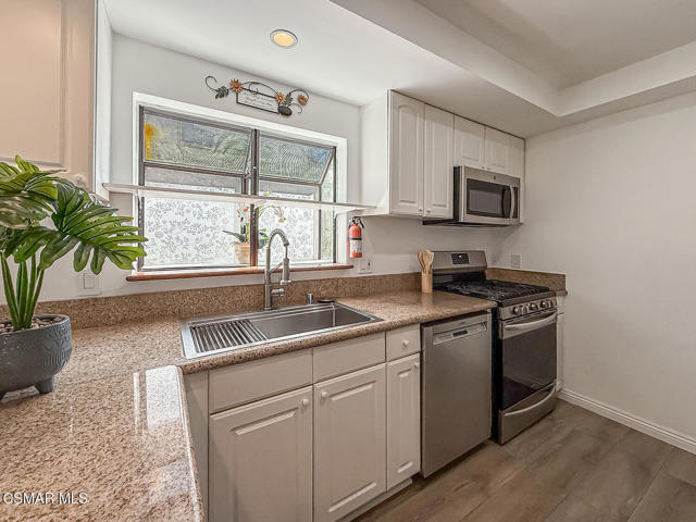 14715 Saticoy Street, Van Nuys CA: https://media.crmls.org/mediaz/76c56ee8-1417-4786-ac60-2aacb7669d7e.jpg