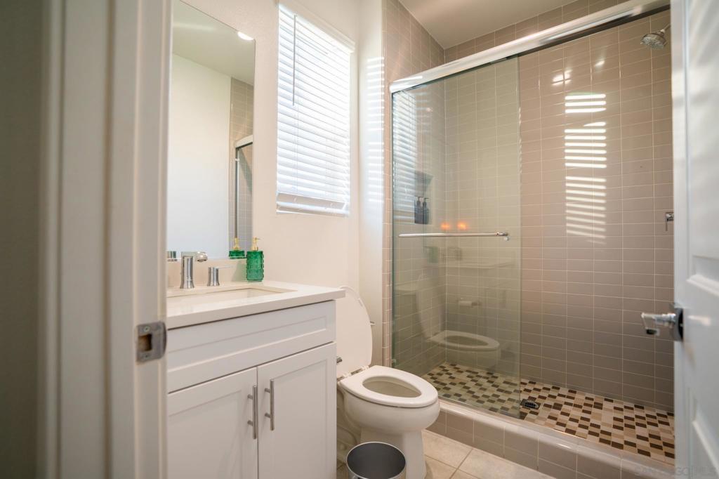 MLS #250042000SD image #21