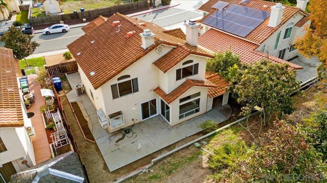 9704 Avenida Ricardo, Spring Valley CA: https://media.crmls.org/mediaz/76c6c08e-ac90-4ca9-8ee2-0a219febb861.jpg