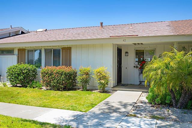 Detail Gallery Image 33 of 38 For 3660 Vista Campana #42,  Oceanside,  CA 92057 - 2 Beds | 2 Baths