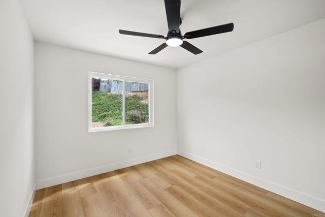 Image 19 of 33 For 9037 Pelton Court