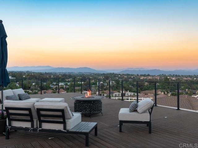 31755 Rancho Vista Road, Temecula CA: https://media.crmls.org/mediaz/76c875a1-9b9a-4f57-8e91-3843318970c0.jpg