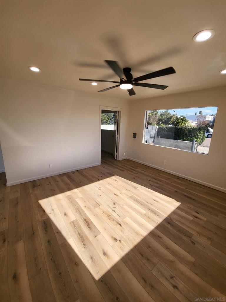 MLS #250032799SD image #28