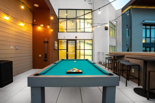 355 N Cleveland Street, Oceanside CA: https://media.crmls.org/mediaz/76c9222d-7cdc-406b-ba8e-342b6eff6433.jpg