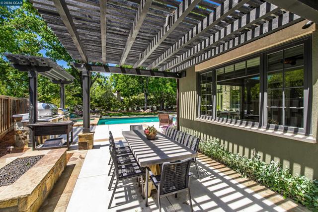 Image 55 of 61 For 53 Hidden Oaks Dr