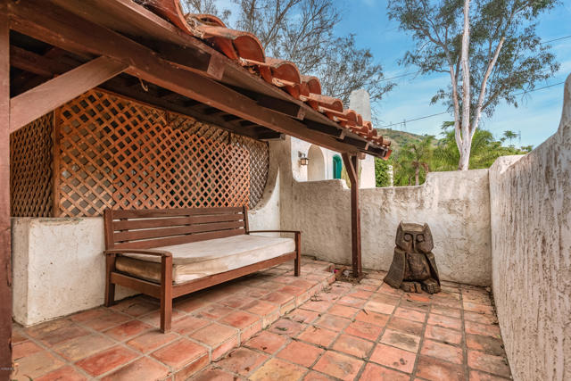 8530 N Ventura Avenue, Ventura CA: https://media.crmls.org/mediaz/76c9fc65-1f69-445c-845a-cf703d1ec670.jpg