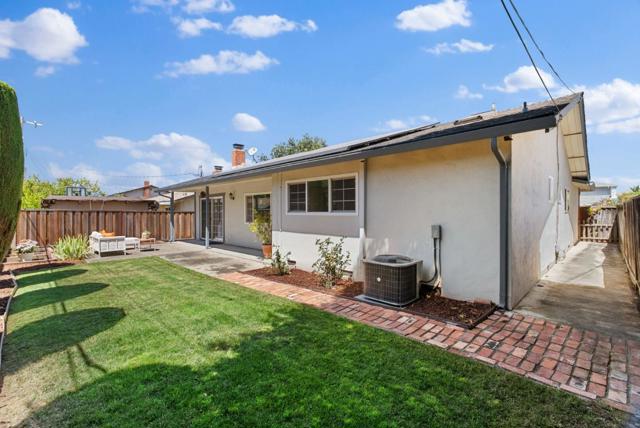 1584 Sonoma Drive, Milpitas CA: https://media.crmls.org/mediaz/76caa7f1-979d-48c4-8c7b-abc1750319d5.jpg