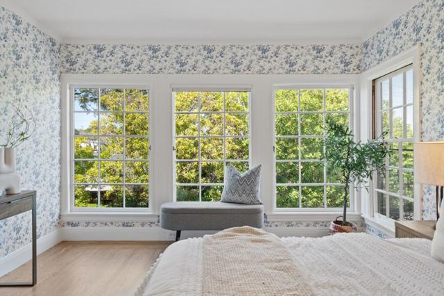 206 Frances Lane, Redwood City CA: https://media.crmls.org/mediaz/76ce4fbf-8ab5-4117-a200-63d287230291.jpg