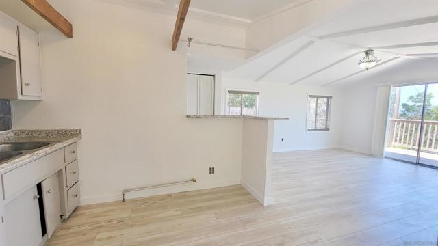 2402 Amick St, Oceanside CA: https://media.crmls.org/mediaz/76ceee75-8cd3-4f08-a28a-c478b55f621d.jpg