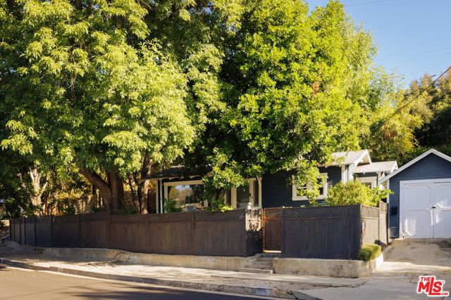 1110 Lanark Street, Los Angeles, California 90041, 2 Bedrooms Bedrooms, ,1 BathroomBathrooms,Single Family Residence,For Sale,Lanark,23334317