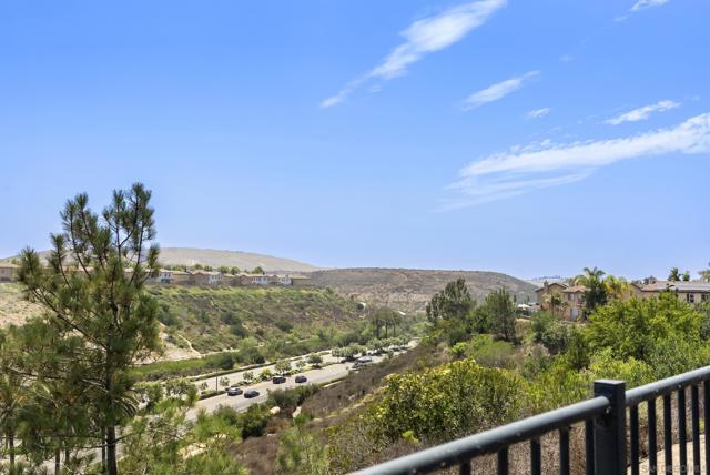 1438 Carneros Valley St, Chula Vista CA: https://media.crmls.org/mediaz/76cf2d3c-f9c8-4e56-879c-356c04c80916.jpg