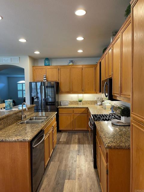 Detail Gallery Image 2 of 20 For 9417 Cherisse Ln, El Cajon,  CA 92021 - 4 Beds | 2 Baths