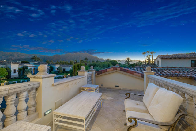 80614 Via Pessaro, La Quinta CA: https://media.crmls.org/mediaz/76cfb19d-0e05-4449-96e5-752671242566.jpg