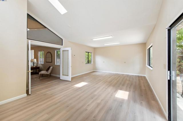 4182 Garatti Court, Pleasanton CA: https://media.crmls.org/mediaz/76d0b5d6-7195-46e6-9c6f-784c3d3a8ca7.jpg