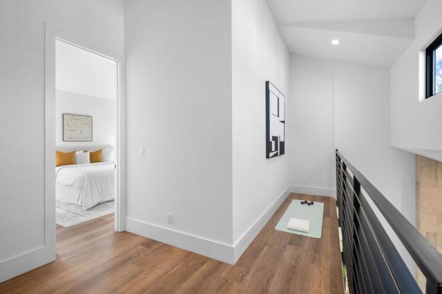288 Clearpark Circle, San Jose CA: https://media.crmls.org/mediaz/76d3570c-669d-4614-91e1-228b549c90af.jpg