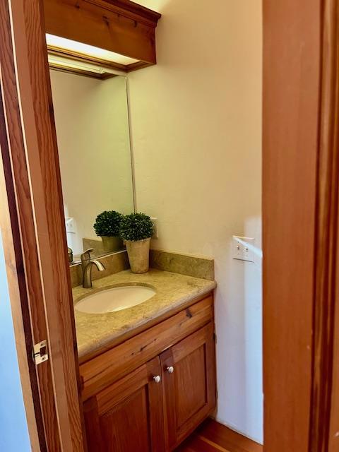 442 Corral De Tierra Road, Salinas CA: https://media.crmls.org/mediaz/76d3ddb1-e4de-4a46-9261-9c89c0ae582c.jpg