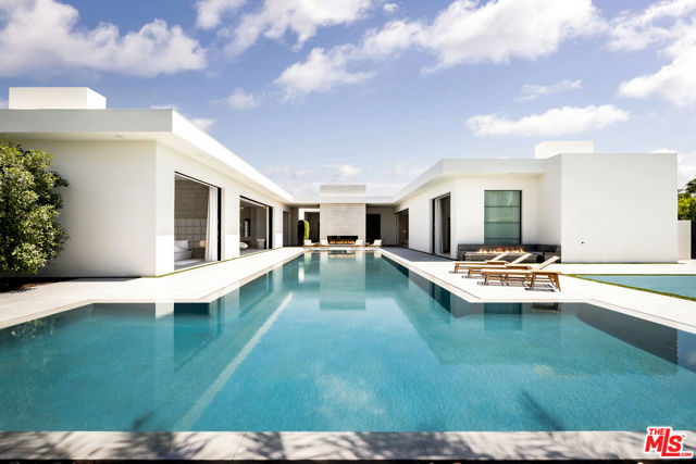 52435 Ross Avenue, La Quinta CA: https://media.crmls.org/mediaz/76d41fc1-441d-4cc4-89d4-7da52795d6c4.jpg