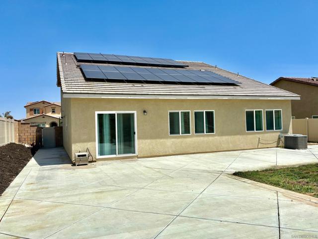 30721 Hawkscrest Drive, Winchester CA: https://media.crmls.org/mediaz/76d4c0c0-c8fa-4b5e-9b31-c56c48a8e84d.jpg
