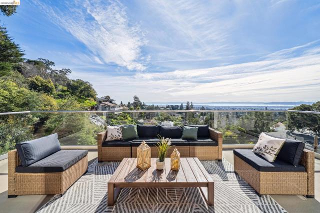 Image 17 of 60 For 33 Somerset Rd