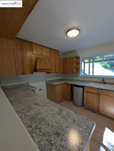 2950 Bear Canyon RD, Los Gatos CA: https://media.crmls.org/mediaz/76d56fe4-7c82-4d20-a8cb-475a64df5a8a.jpg