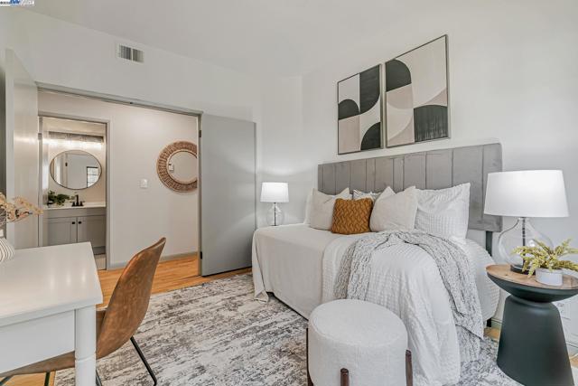 4772 Mendocino Ter, Fremont CA: https://media.crmls.org/mediaz/76d64a82-5676-4b8c-9e13-928da17b225d.jpg