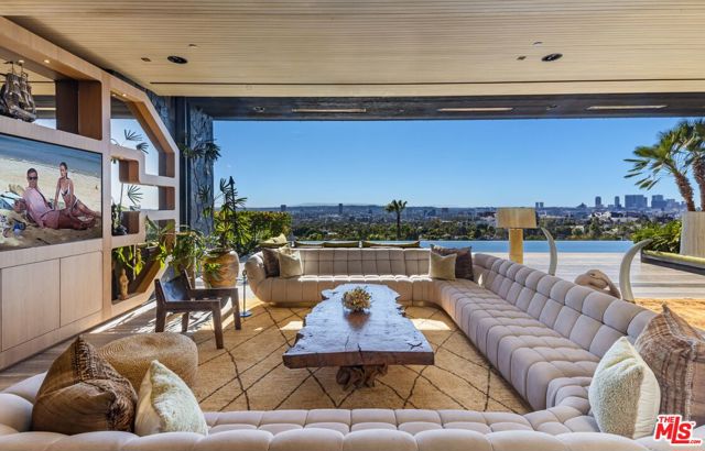 1851 N Stanley Avenue, Los Angeles CA: https://media.crmls.org/mediaz/76d657ea-765c-4ba4-bf3c-8a91da67cd78.jpg