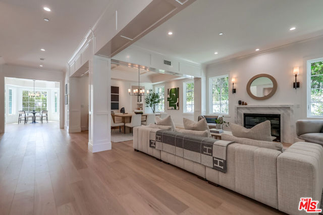 Drew Fenton | 427 N Bundy Drive Los Angeles CA | MLS: 7182819