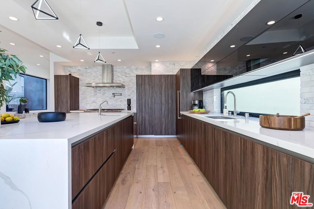 MLS #26749393 image #12