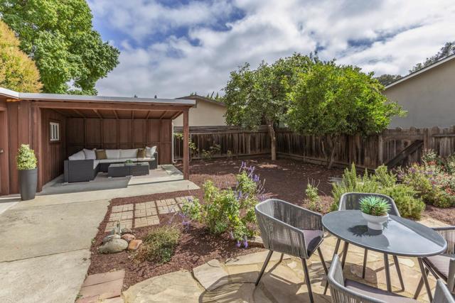 80 Centre Street, Mountain View CA: https://media.crmls.org/mediaz/76d842c8-903e-4a57-b7c4-ee0fd56986b0.jpg