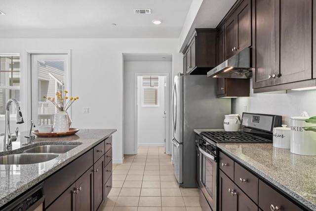 119 Orbit Way, Mountain View CA: https://media.crmls.org/mediaz/76d9028c-73cf-43b1-a24a-5673569027da.jpg