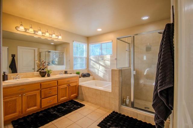555 Calle Buena Vista, Morgan Hill CA: https://media.crmls.org/mediaz/76d979fe-bfda-42eb-ba71-b0fa46df6589.jpg