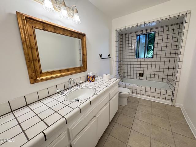 534 S S Oak Knoll Avenue, Pasadena CA: https://media.crmls.org/mediaz/76d9f32b-691a-4687-80c7-72897bb059be.jpg