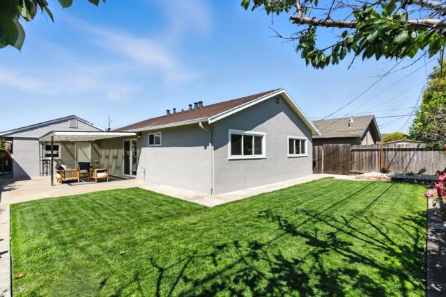 417 Hiller Street, Belmont CA: https://media.crmls.org/mediaz/76da0d07-fef9-4441-8199-6330f7635ffb.jpg