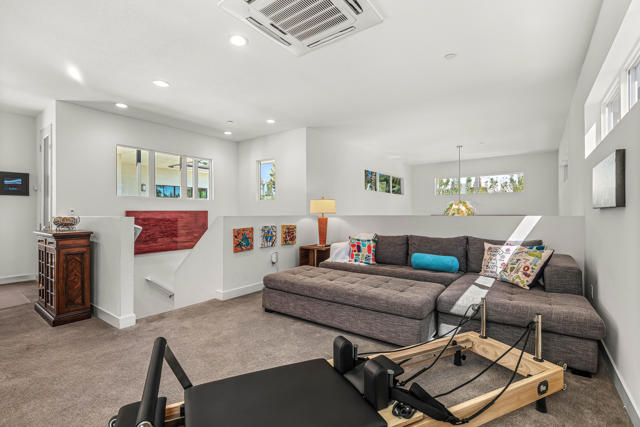 2712 Dancing Sands Drive, Palm Springs, CA 92262