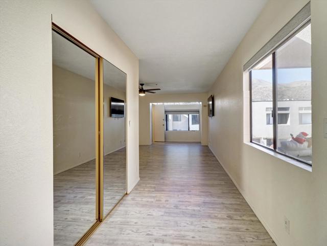 426 Village W Square, Palm Springs CA: https://media.crmls.org/mediaz/76db1198-9d9e-4522-8e93-db752a6ac6e4.jpg