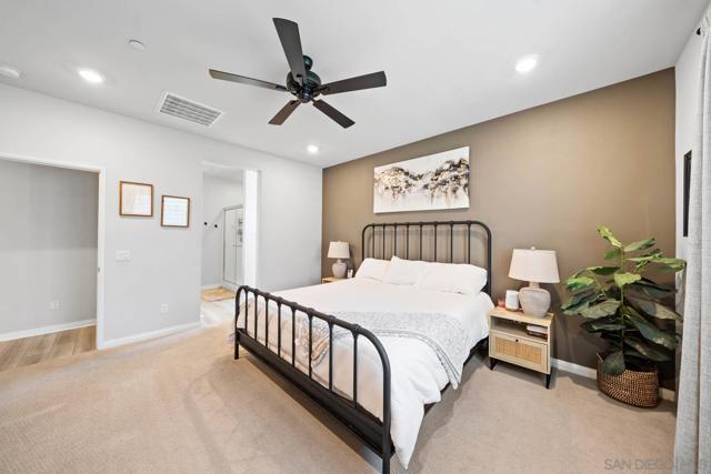 28315 Farm Creek Way, Valley Center CA: https://media.crmls.org/mediaz/76db5715-4c65-456b-b032-bc79b57365f0.jpg