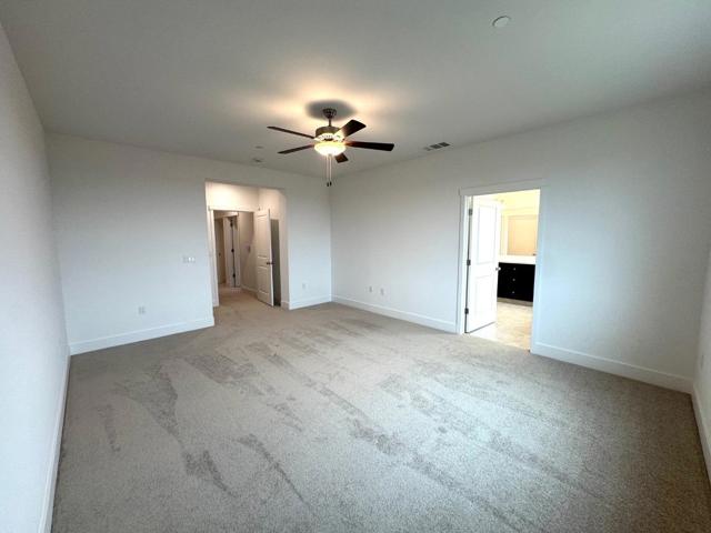 1261 Gypsum Court, Los Banos CA: https://media.crmls.org/mediaz/76dbcc4d-eece-477b-9012-9c3ef0c9e78a.jpg