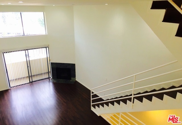 3712 Evans Street, Los Angeles CA: https://media.crmls.org/mediaz/76dc8d28-f959-43b2-93ab-d033d9d5b662.jpg