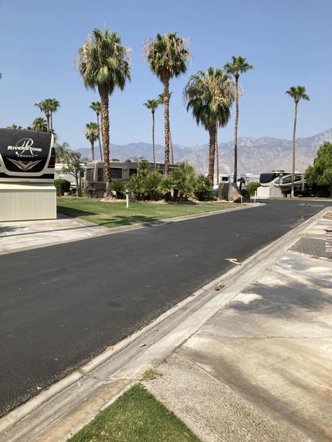 69411 Ramon Road, Cathedral City CA: https://media.crmls.org/mediaz/76dcc70d-c7cf-44d0-bf38-6e7f85fe0f3b.jpg