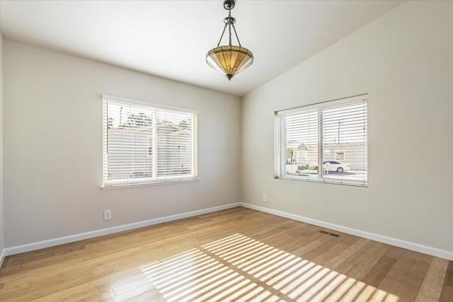 3015 E Bayshore Road, Redwood City CA: https://media.crmls.org/mediaz/76dec25e-7093-4d0c-8314-7f4d78504f01.jpg