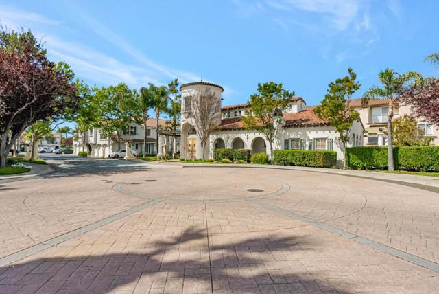 35580 Monterra Terrace, Union City CA: https://media.crmls.org/mediaz/76e01f94-8a7f-4127-b10e-bd4aa11272c5.jpg
