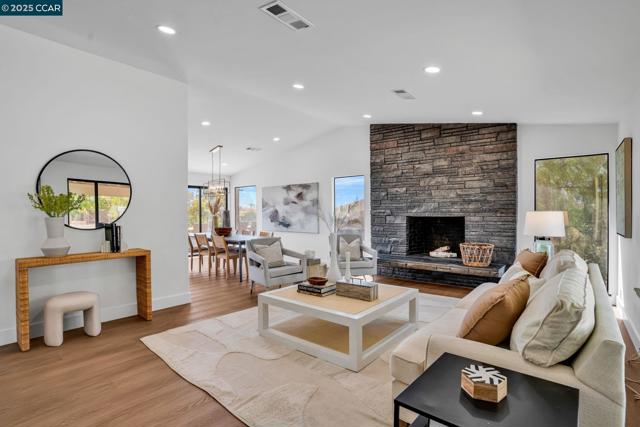 5505 Old School Rd, Pleasanton CA: https://media.crmls.org/mediaz/76e08edd-6920-41b8-bad1-0402c1f15208.jpg
