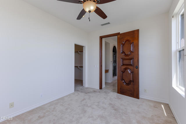 3911 Lilac Canyon Lane, Altadena CA: https://media.crmls.org/mediaz/76e1f9c7-d6a6-4cb6-979e-7bd147f96fd0.jpg