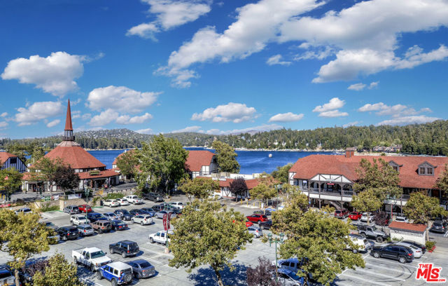 28665 Zion Drive, Lake Arrowhead CA: https://media.crmls.org/mediaz/76e35130-4b9b-422c-adf7-f4fc4c912a0c.jpg