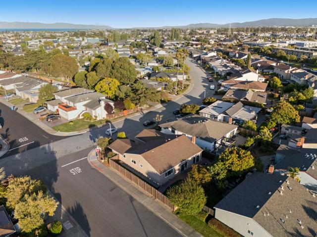 626 Harvester Drive, Foster City CA: https://media.crmls.org/mediaz/76e4f2bb-9dd3-4d12-8b31-949a39c67a52.jpg