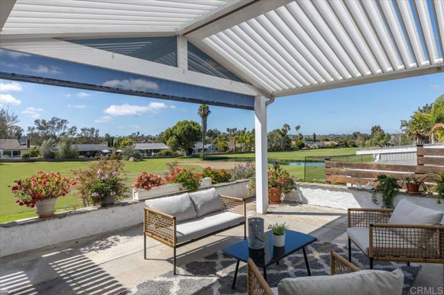 1054 La Sombra Drive, San Marcos CA: https://media.crmls.org/mediaz/76e53e6e-f5f5-4e50-b54b-a907956c012e.jpg