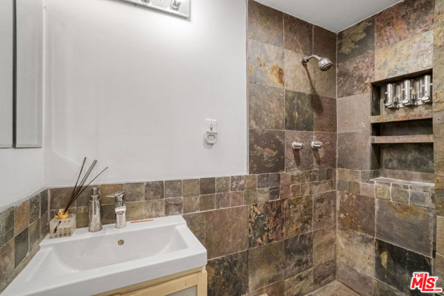8231 De Longpre Avenue, West Hollywood CA: https://media.crmls.org/mediaz/76e5c60b-9767-418c-b50f-46aaf1e16d7c.jpg