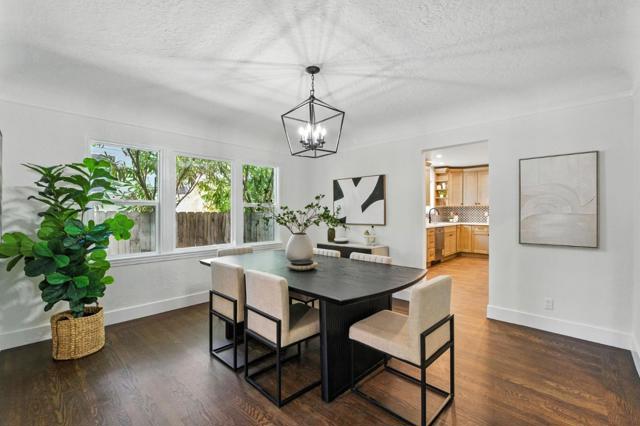 1165 Clinton Street, Redwood City CA: https://media.crmls.org/mediaz/76e78539-30cd-4593-9f9a-f2374c950fad.jpg