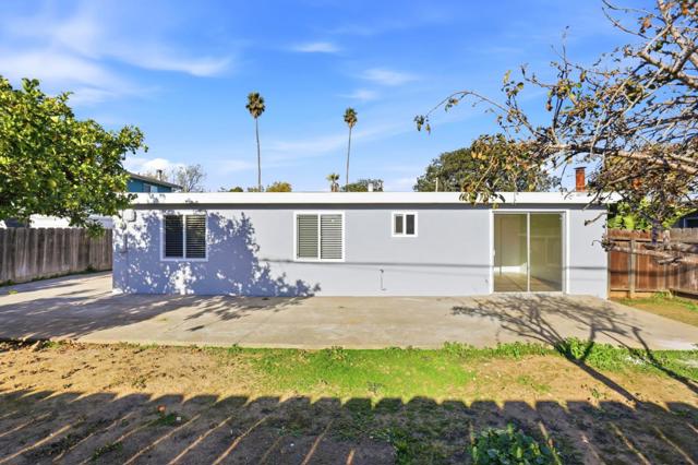 458 Rainier Drive, Salinas CA: https://media.crmls.org/mediaz/76e7b365-e9da-4985-80a1-d1926f631d73.jpg